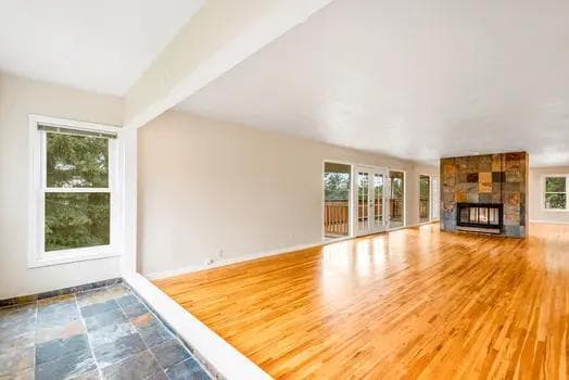 Building Photo - 703 Orion Dr