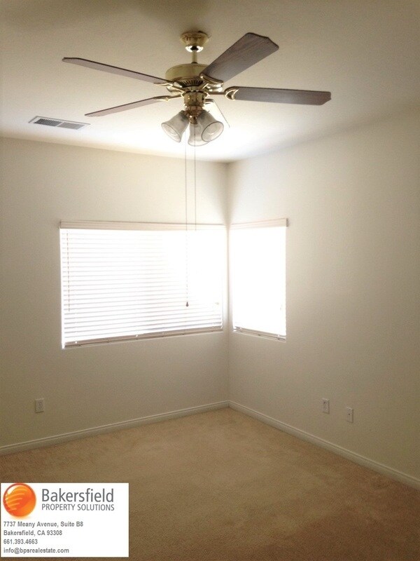 Building Photo - 6605 Chinook Falls Dr