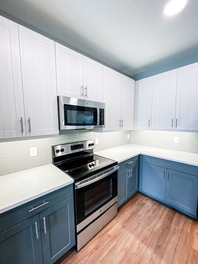 Building Photo - 9500 Blue Mound Rd