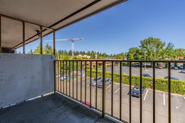 Building Photo - 1 bedroom in Seattle WA 98125