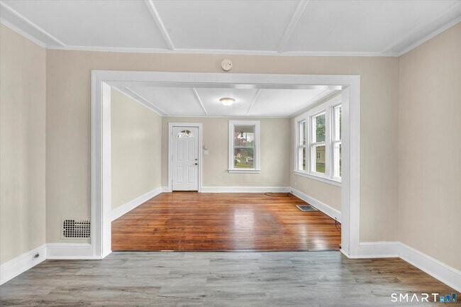 Building Photo - 128-130-130 Sisson St