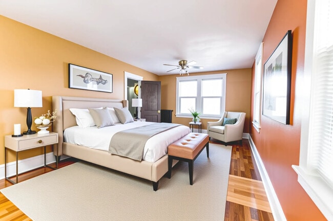 Building Photo - 204 Alsace St