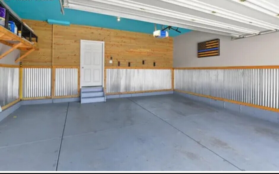 Building Photo - 7238 Fauna Glen Dr
