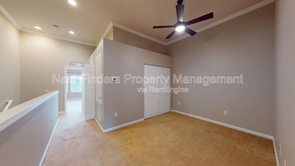 Building Photo - 6937 Woody Vine Dr