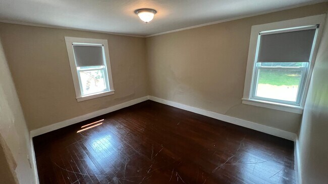 Building Photo - LO-73-75 Buffumsville Rd