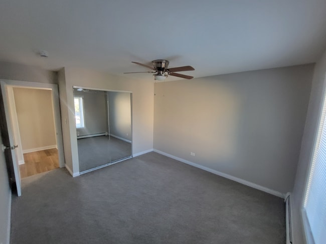 Building Photo - 428 E Bailey Rd