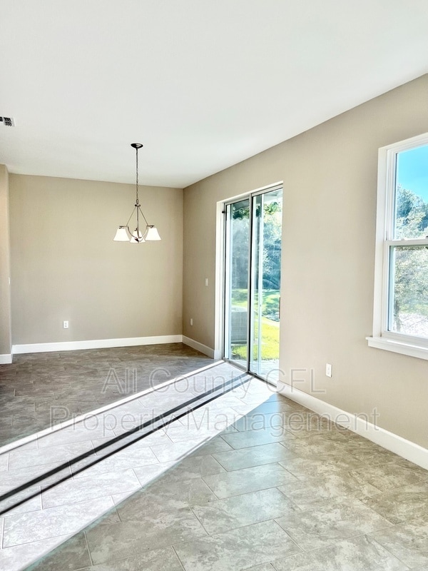 Building Photo - 1402 Captiva Cv