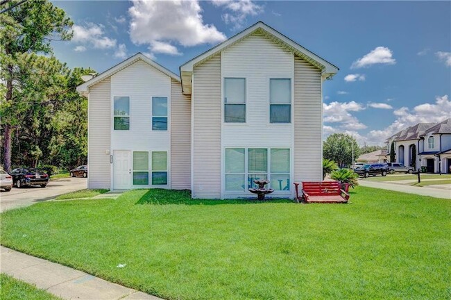 Primary Photo - 14224 River Rd