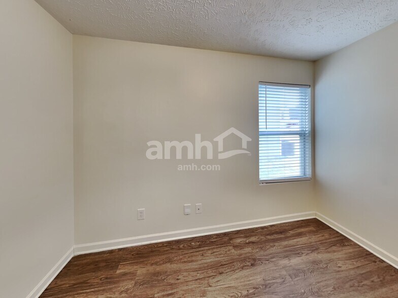 Building Photo - 3429 Boxelder Way