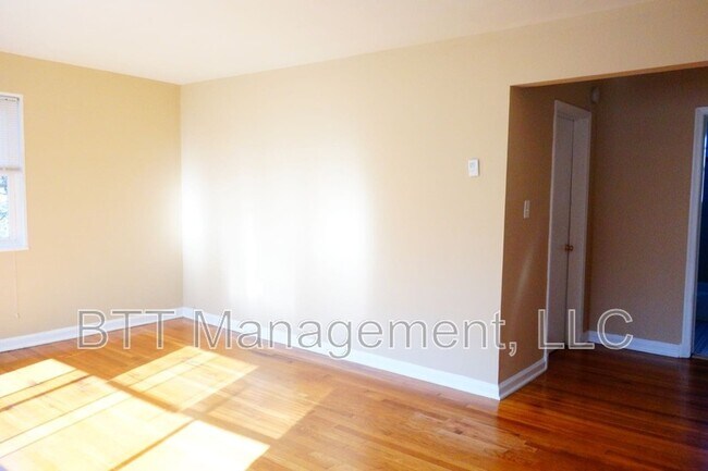 Building Photo - 4013 38th St