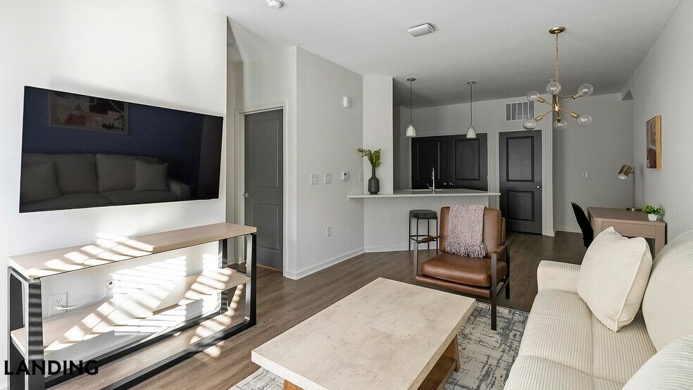 Building Photo - 2800 Milan Ct