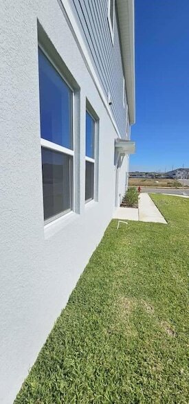 Building Photo - 548 Hart Ln