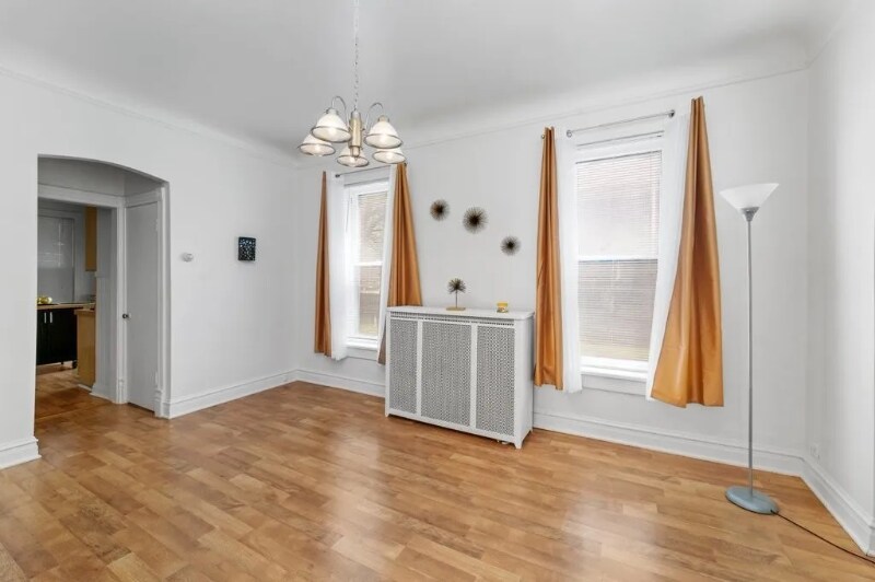 Building Photo - 3012 E 80th Pl