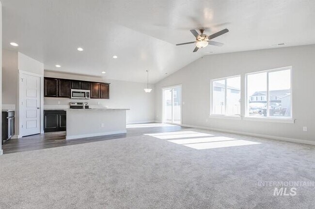 Building Photo - 6490 E Fairmount St