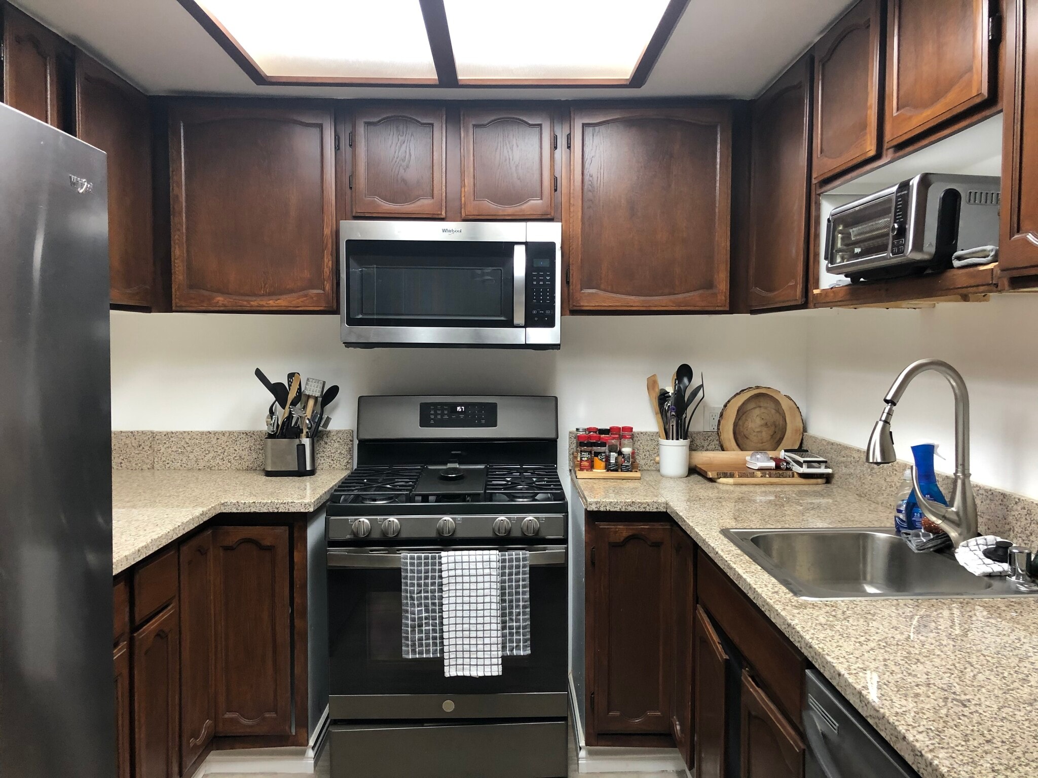 Building Photo - 4629 W 169th St