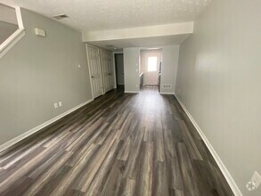 Building Photo - 2-Bedroom Townhome