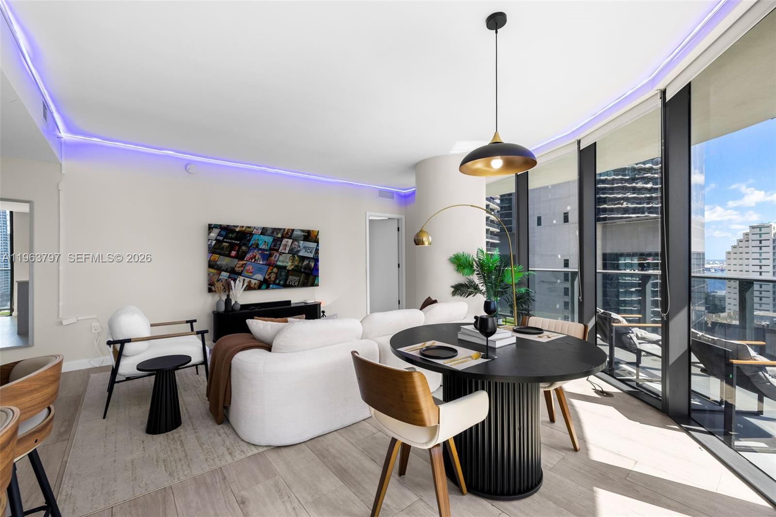 Building Photo - 45 SW 9th St