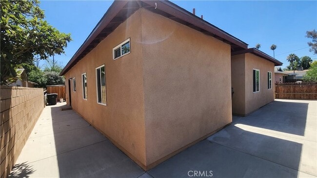 Building Photo - 3433 Eucalyptus Ave