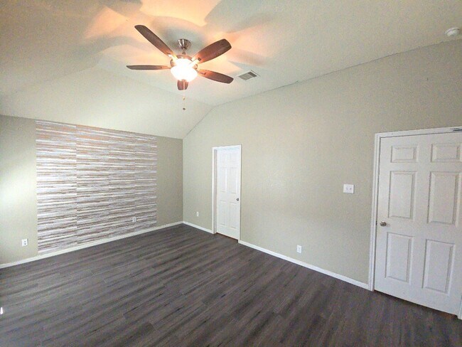 Building Photo - 3103 Thicket Path Way