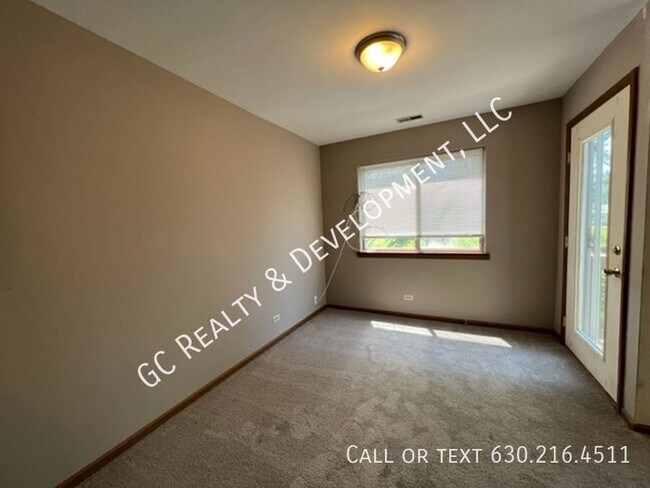 Building Photo - 737 Candleridge Ct