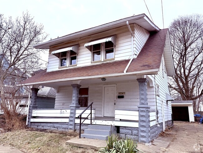 Building Photo - 2705 2nd St NW