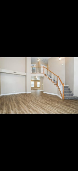 Building Photo - 831 Marsh Creek Dr