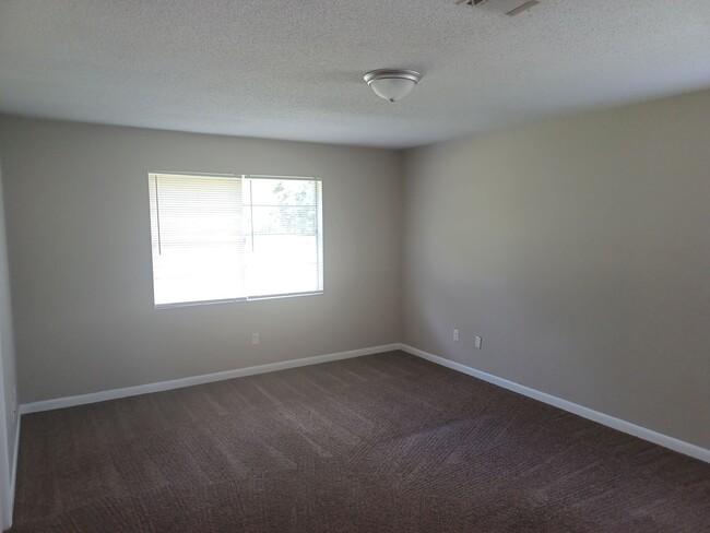 Building Photo - Beautiful 3bd/2ba home ready to rent