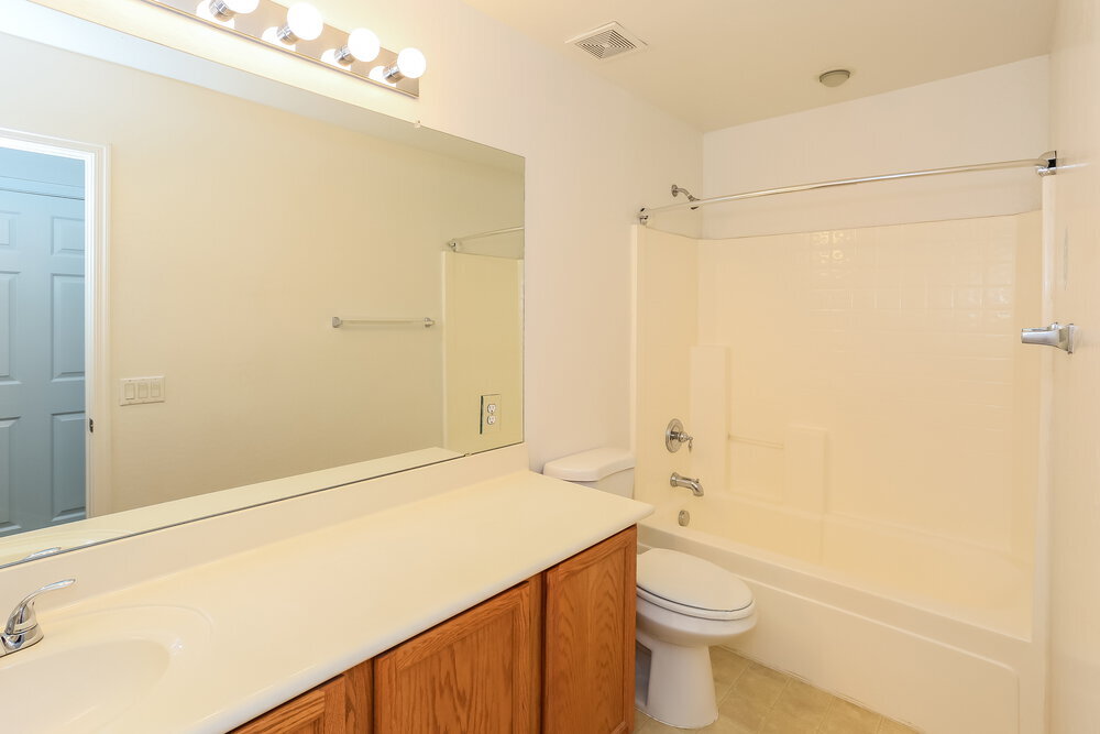 Building Photo - 9420 W Hubbell St