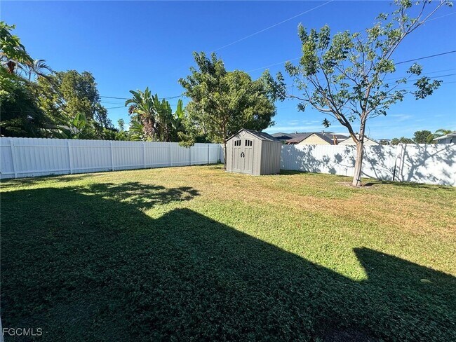 Building Photo - 209 SE 26th Terrace