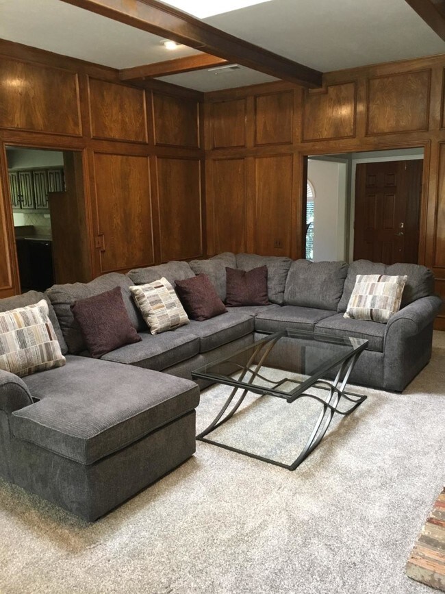 Building Photo - 3804 Matterhorn Dr