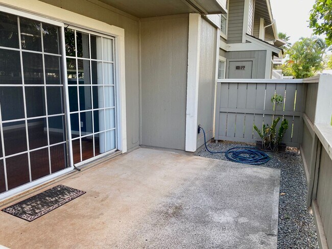 Building Photo - Beautiful 2-bedroom, 1-bath townhouse with 1 assigned parking stall located in a quiet