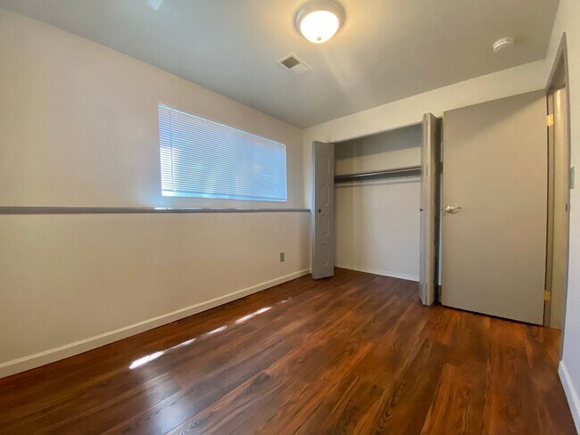 Building Photo - 4160 W 74th Ave