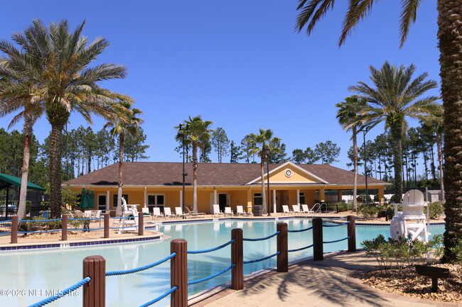 Building Photo - 1440 S Burgandy Trail