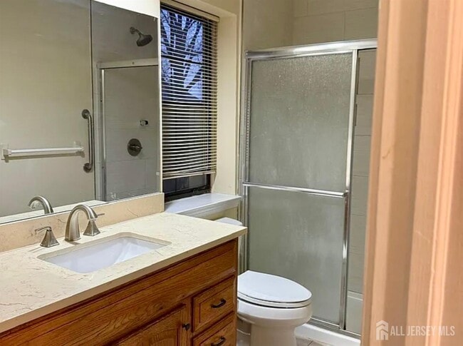 Building Photo - 2202 Woodbridge Commons Way