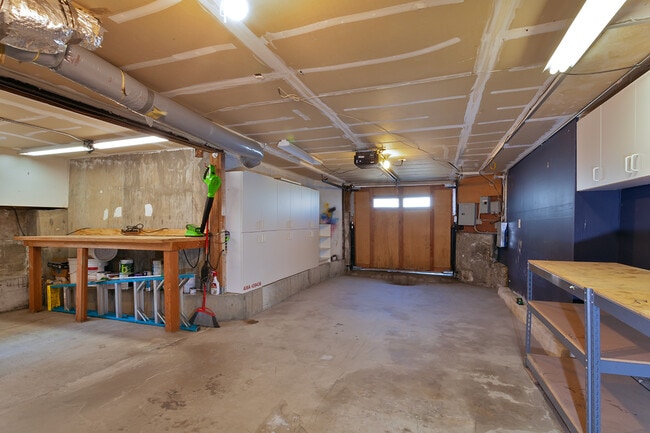 Building Photo - 544 Mississippi St