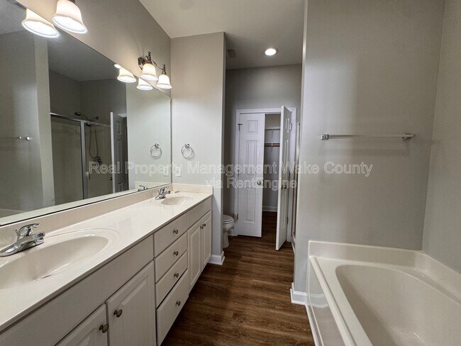 Building Photo - 7310 Caversham Way