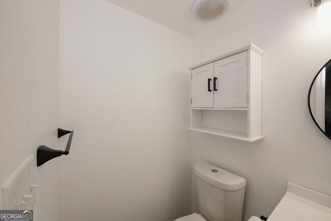 Building Photo - 6157 Orville Dr