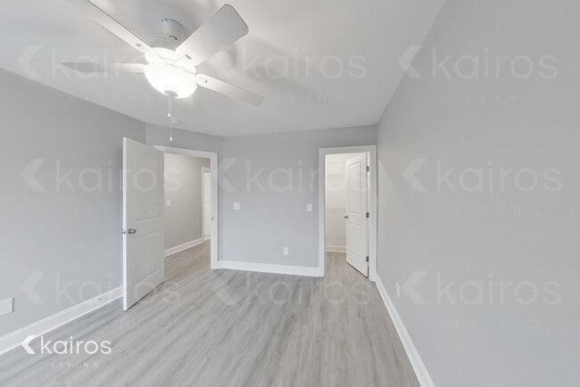 Building Photo - 3712 Oak Leaf Wy