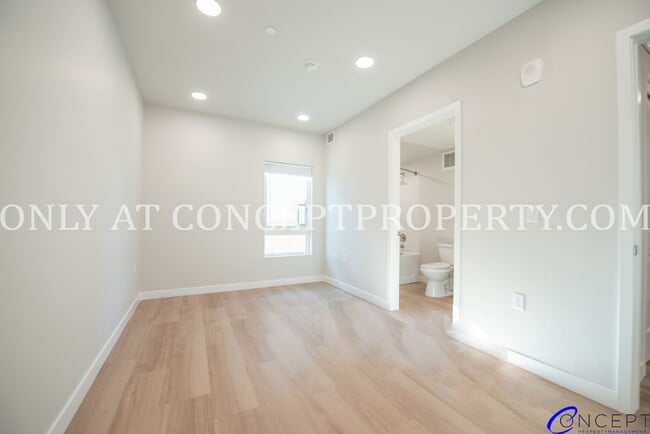 Building Photo - Discover modern mountain living in this beautiful 2-bedroom, 2-bathroom apartment home at Studio ...