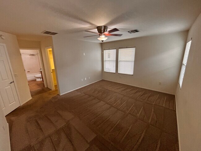 Building Photo - Mesquite Overlook
