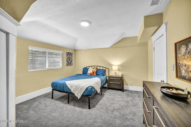 Building Photo - 33 W 8th St