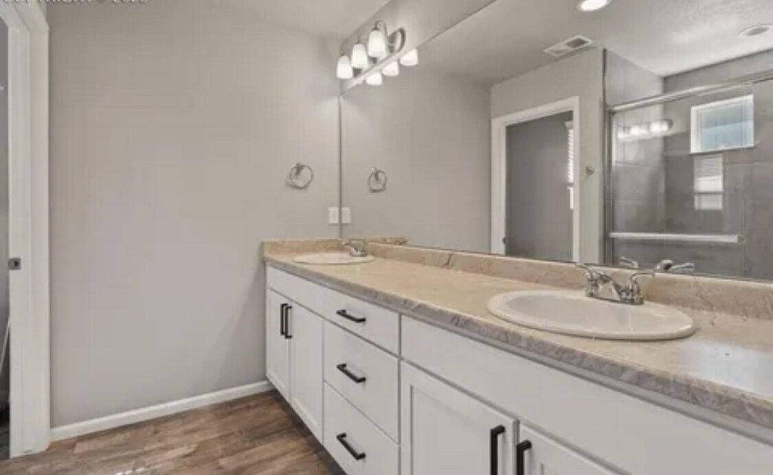Building Photo - 7238 Fauna Glen Dr