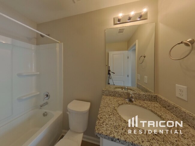 Building Photo - 531 Bella Casa Run