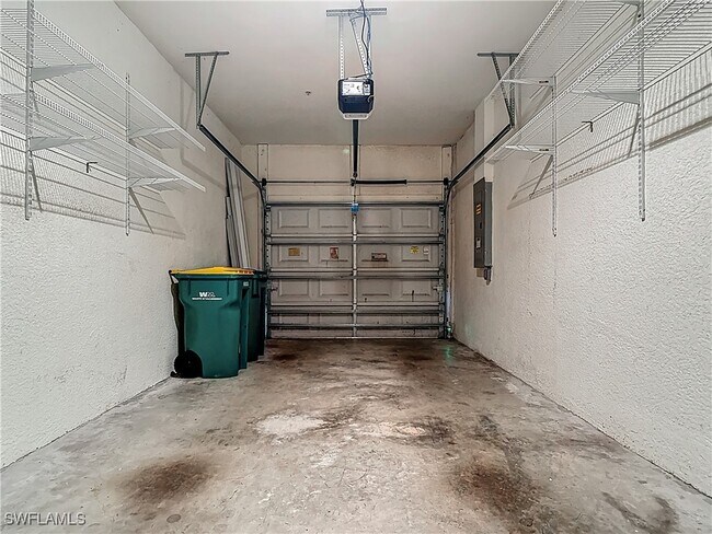 Building Photo - 1176 Oxford Ln