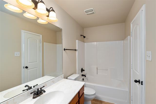 Building Photo - 380 Armstrong Ln