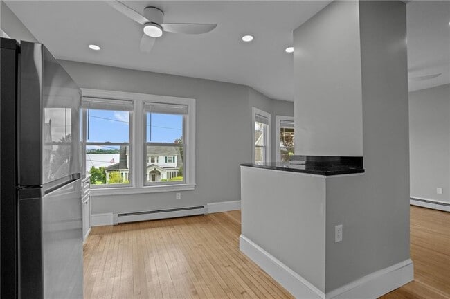 Building Photo - 17 Selkirk Rd