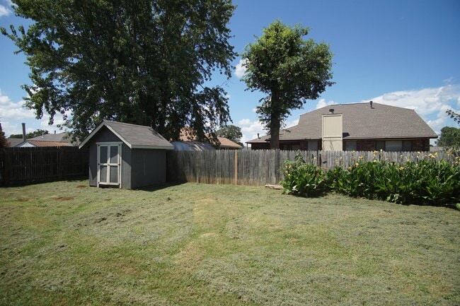 Building Photo - 11709 Tyson Ct