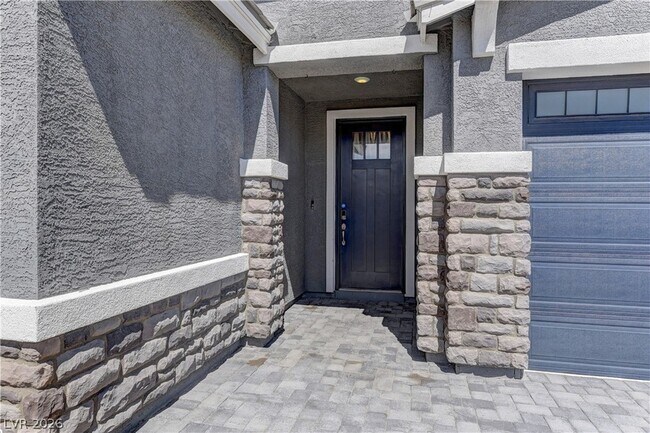 Building Photo - 6390 Montrose Park Ct