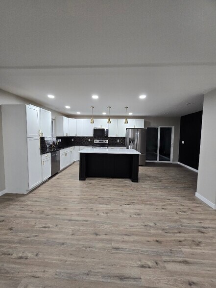 Building Photo - 415 Prospect St