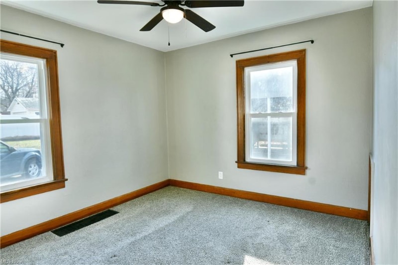 Building Photo - 223-225-225 E Liberty St